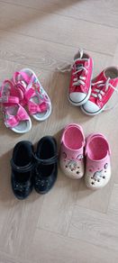 Girl shoes