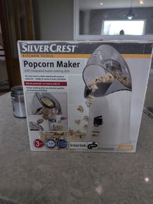popcorn maker