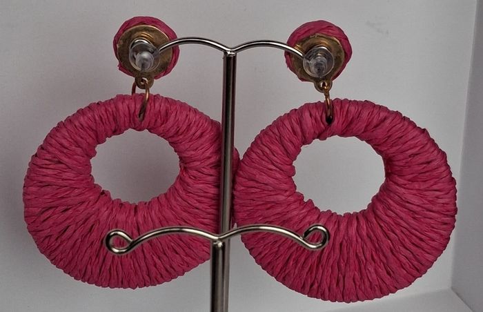Hot Pink Raffia Woven Stud Hollow Out Woven Hoop Earrings