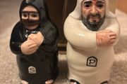 Brand New Al Jaber Arab Man And Woman Salt And Pepper Shaker Black/White