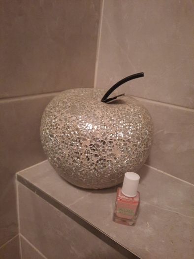 mirror mosaic apple decor