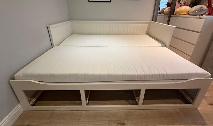 Hemnes drawer bed Ikea