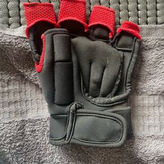 Mycro Glove Left. Small.