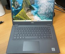 Dell Laptop i5 pro 10gen 8/512 ssd windows 11 pro