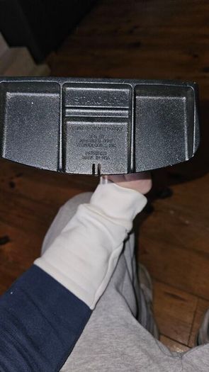 Stand alone putter