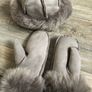 Mantaray ladies winter hat and gloves Image 4