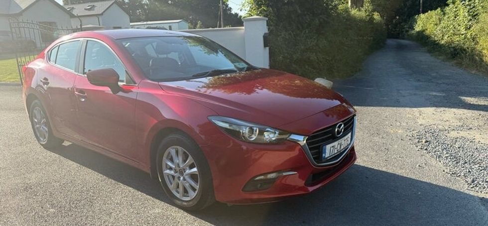 Mazda 3 1.5 petrol executive