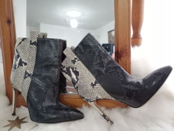 Authentic Paris Texas two tones python snake skin leather 100mm heels ankle boots