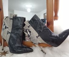 Authentic Paris Texas two tones python snake skin leather 100mm heels ankle boots