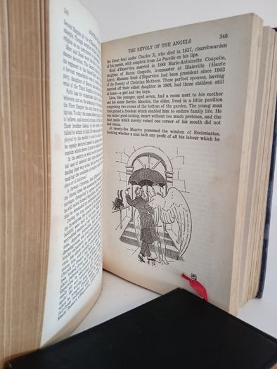 The Six Greatest Novels of Anatole France: Penguin Island, The Crime of Sylvestre Bonnards, The Revolt of the Angels, The Gods are Athirst, Thais, and The Red Lily. Decorations by Frank C. Paper, John Austen and Donia Nachshen (HQ86)