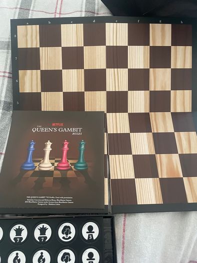The Queens Gambit board game