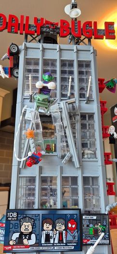 Lego 76178 Daily Bugle, box, all figures,