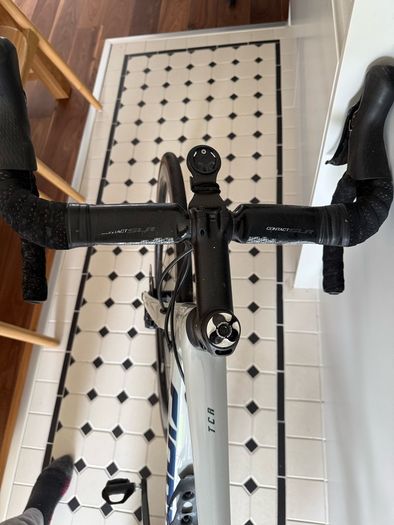 Giant TCR road bike