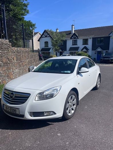 Opel Insignia 2011