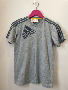ADIDAS T Shirt Grey Size 32-34!