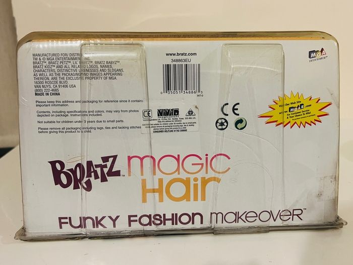 BRATZ dolls Yasmin and Cloe 6 in 1 Funky Fashion Makeover