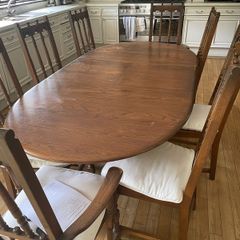 free kitchen table and chairs