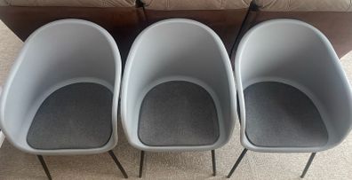 Chairs x6