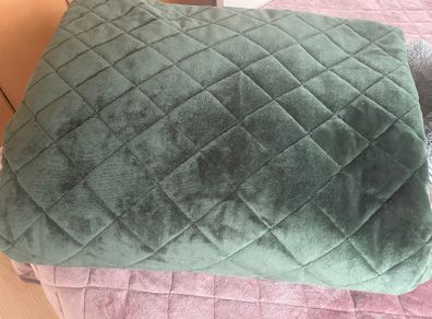 Velvet Bedspread