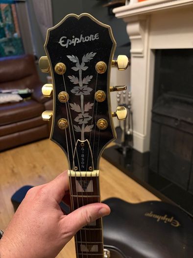 Epiphone Sheraton (Gibson) With Hard Case