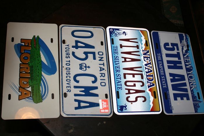 Various States, License Plate, 25 each AMERICAN  LICENSE PLATE