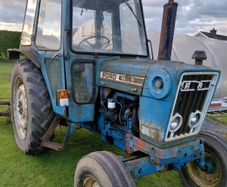 Ford 4600 tractor