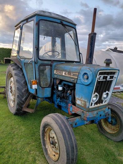 Ford 4600 tractor