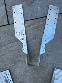 Joist hangers X10