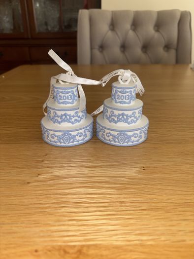Wedgwood Christmas Tree Cake Ornament