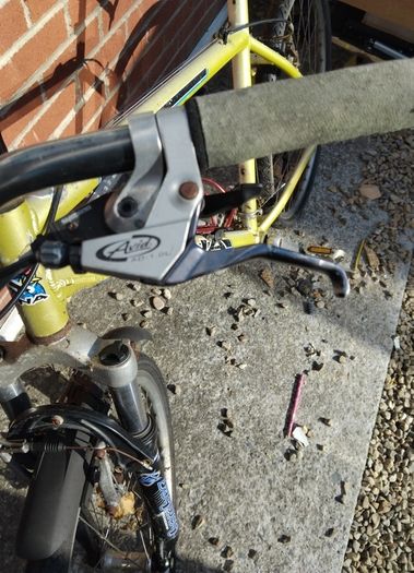 kona nomad mountain bike