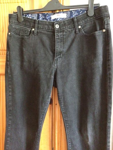 Mens Black Denim Levi 525 Straight Leg Jeans W36 L 29  includes Postage
