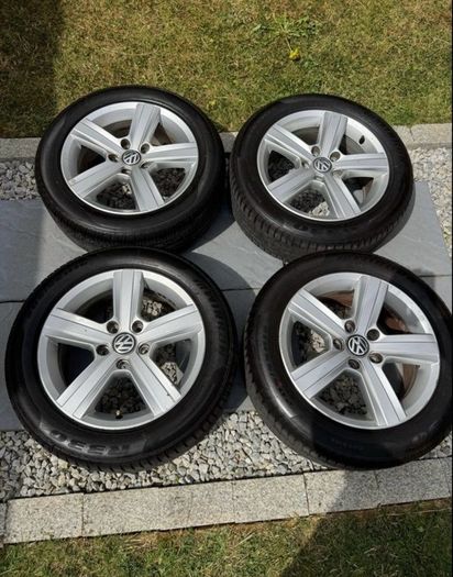 VW R16 Alloys & nearly new Hanckook tyres