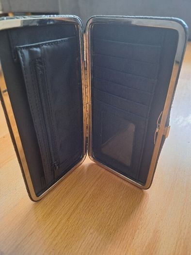 Wallet/Womens Hard Case Embossed Black Wallet .. Price Drop