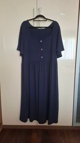 Women's Dress (UK Size: 22-24)