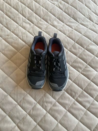 adidas Terrex boys trainers size UK12
