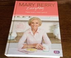 Mary Berry Everyday Cookbook  Like New