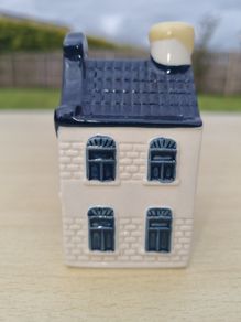 KLM Blue Delft House ceramic collector's house no. 5