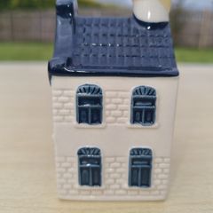 KLM Blue Delft House ceramic collector's house no. 5