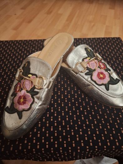 Ladies Loafers/Sliders .. Size: 5 UK .. 38 EU .. Price Drop