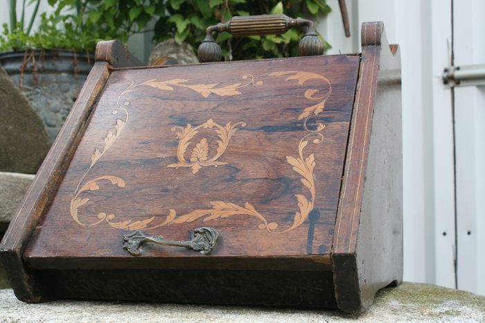 Antique Dublin Inlaid Wood Coal Bin Fireplace Fire Scuttle Box 1850