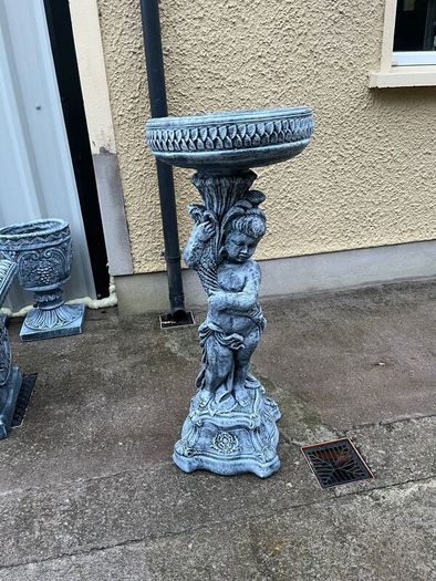 Stone Angel Bird Bath - Brand New!