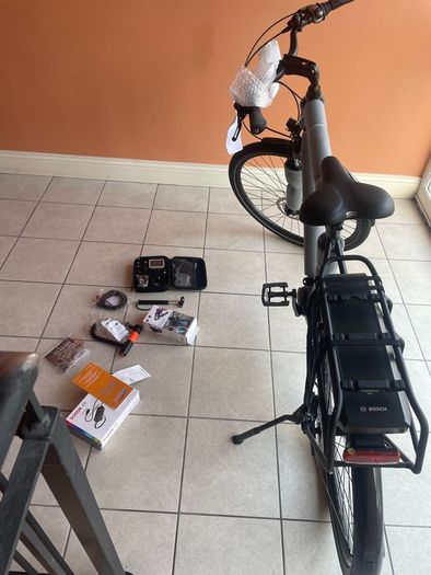 Trek Verve Electric Bike with lots of extra Accessories