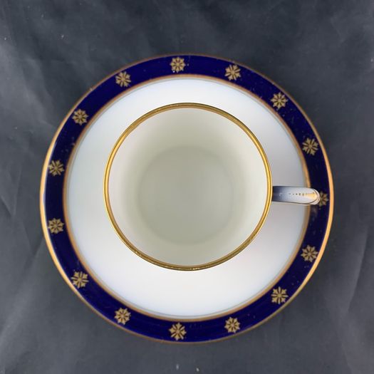 Rare Antique Hutschenreuther Demitasse set