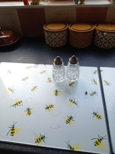 crystal salt and pepper