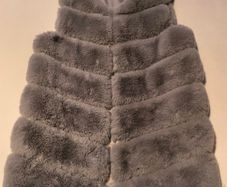 Woman sleeveless vest