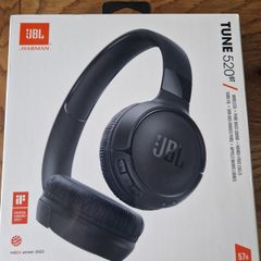 JBL Tune 520B wireless headphones