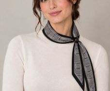 Black and white patterned neck scarf