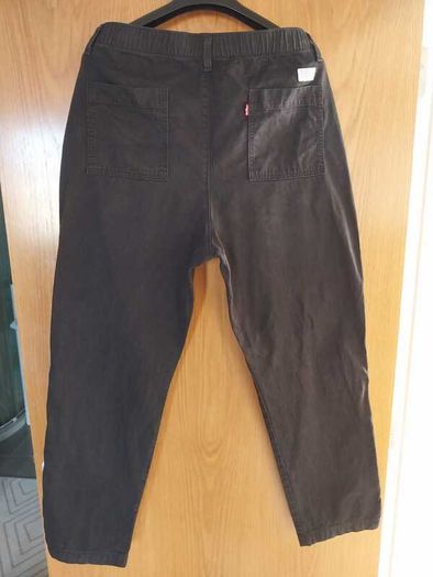 Levi pack 2 chinos 1 trousers 1 cargo pants fits L and XL