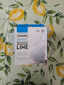 Retractable clothes line