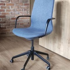 conference chair with armrest